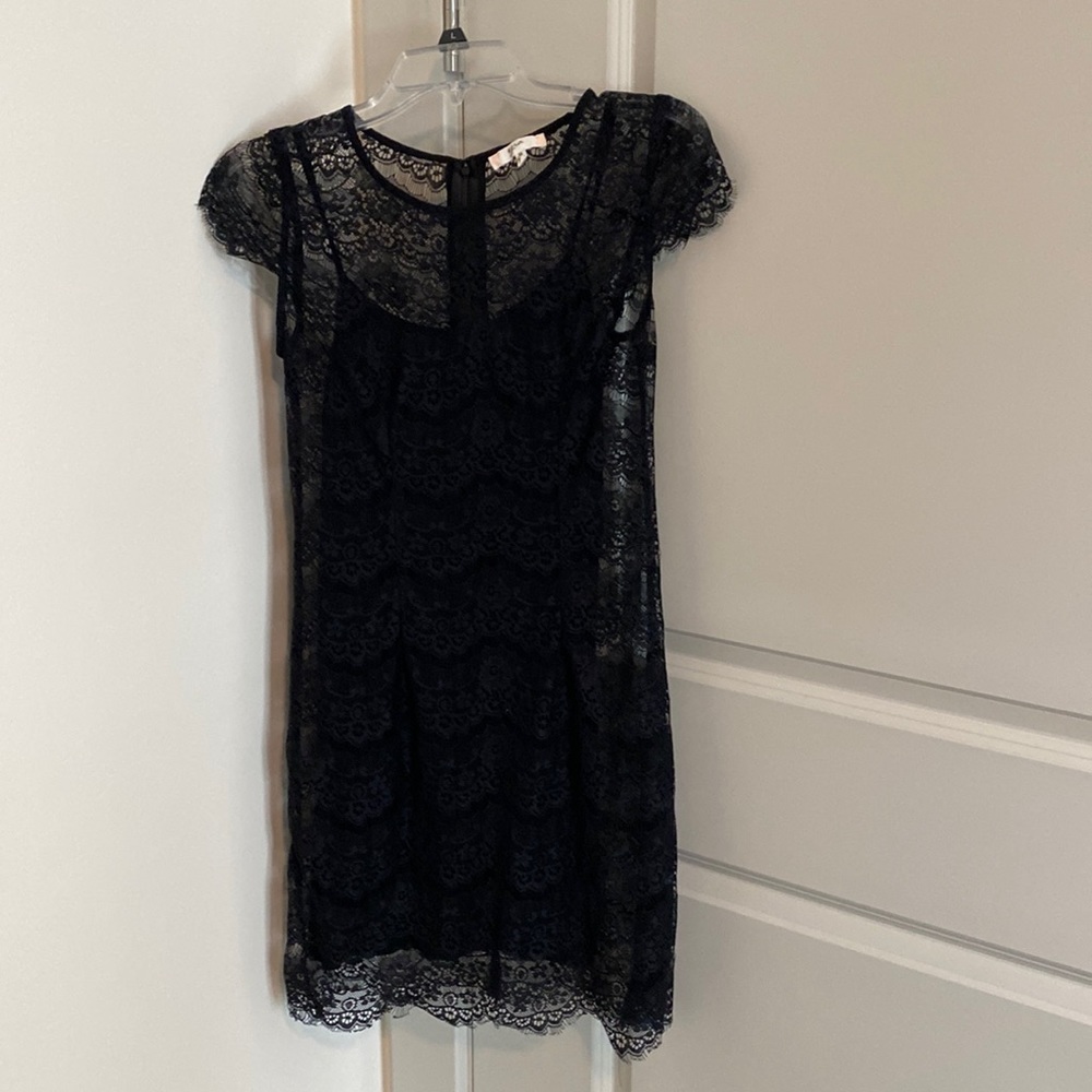lace dress